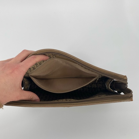 Yves Saint Laurent Clutch - Picture 10 of 10